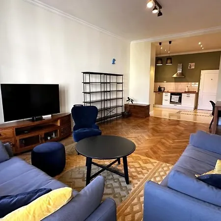 Appartement Gorkeho In City Centre