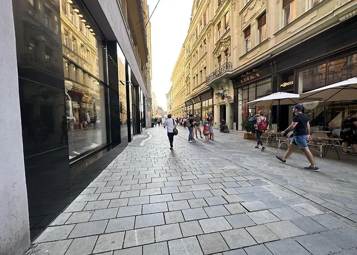 Gorkeho In Centre Bratislava